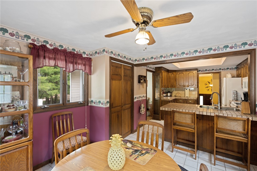 343 Hill Farm Road Coventry, RI 02816 - Photo 9 of 36