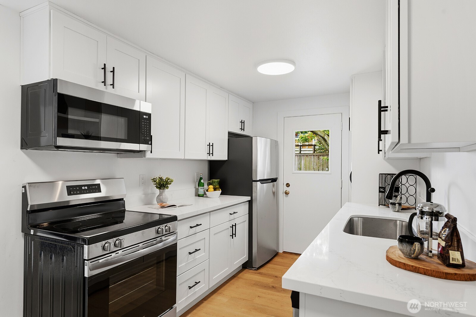 827 North 1st Street Renton, WA 98057 - Photo 10 of 27 Gallery Image 10