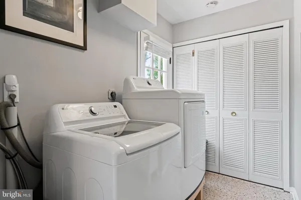 $725,000 | 5162 Downwest Ride, Columbia, MD 21044