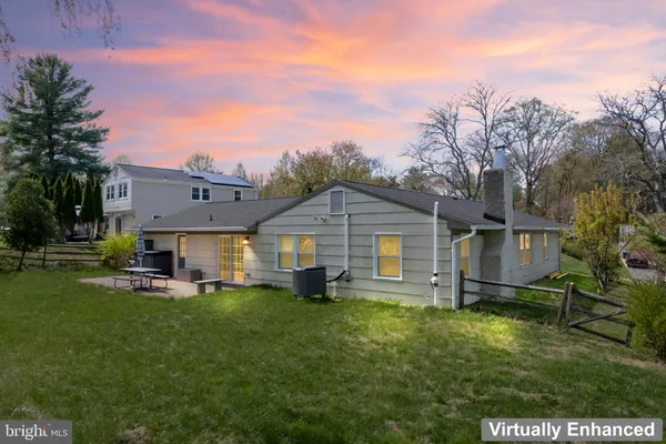 $725,000 | 5162 Downwest Ride, Columbia, MD 21044