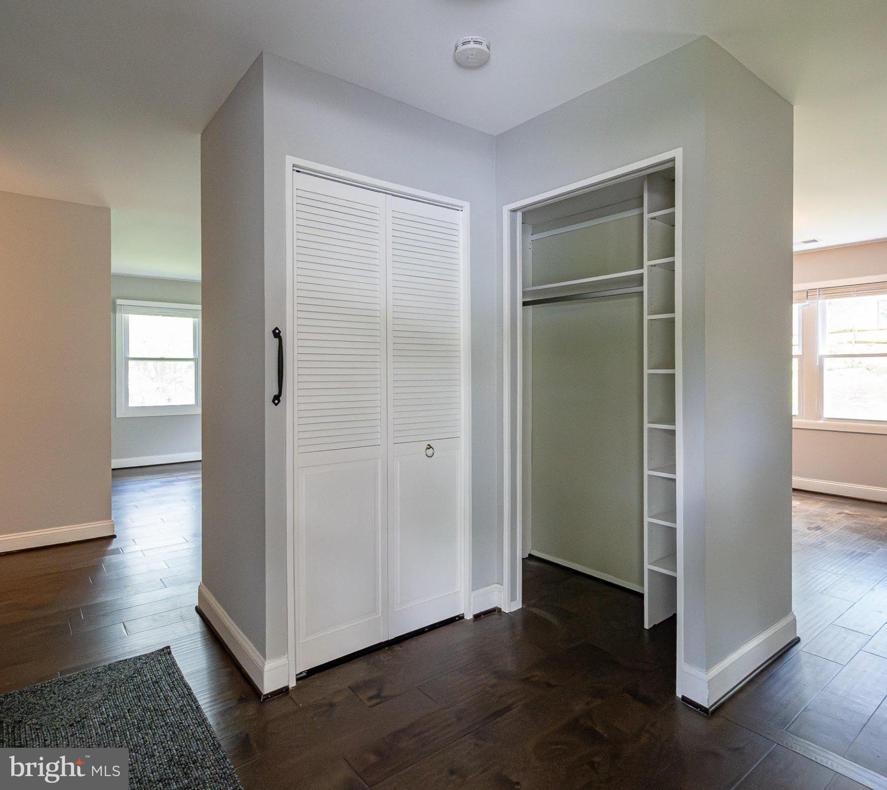 5162 Downwest Ride Columbia, MD 21044 - Photo 5 of 41 Bright and airy entryway space.