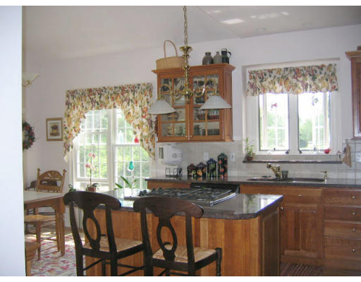 54 Kendall Hill Road Sterling, MA 01564 - Photo 5 of 12 Gallery Image 5