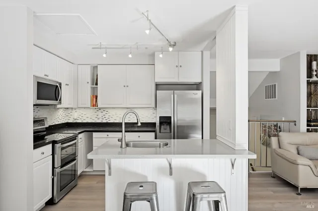 $599,000 | 2024 Knolls Drive, Santa Rosa, CA 95405