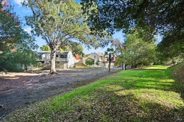 $599,000 | 2024 Knolls Drive, Santa Rosa, CA 95405