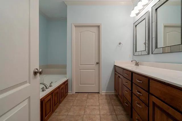 $3,000 | 5803 Courtyard Circle, Chattanooga, TN 37415