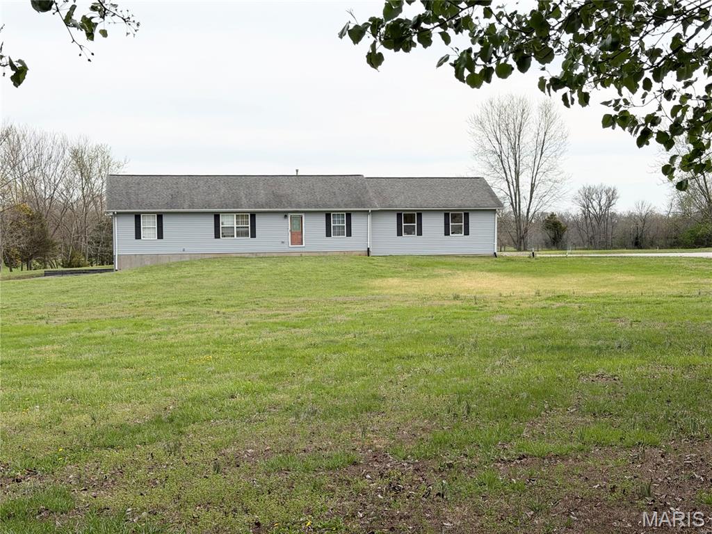 5029 Sportsman Road Waterloo, IL 62298 - Photo 1 of 24