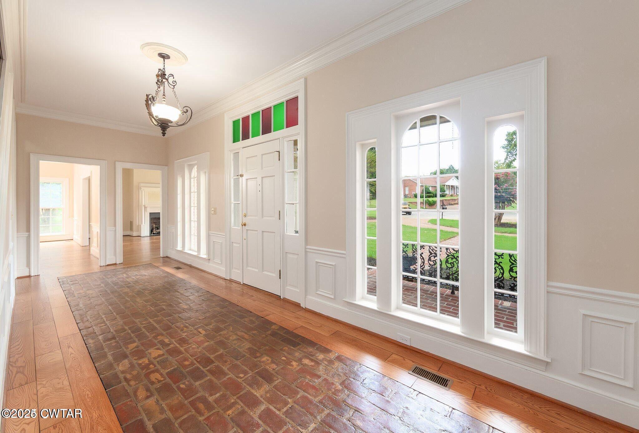 33 Natchez Place Jackson, TN 38305 - Photo 4 of 52 IMG_0434