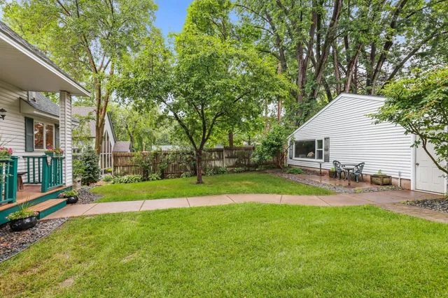 $774,900 | 33464 Xkimo Street Northwest, Cambridge, MN 55008