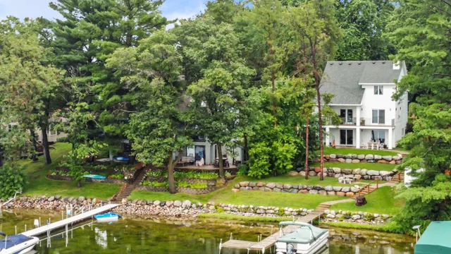 $774,900 | 33464 Xkimo Street Northwest, Cambridge, MN 55008