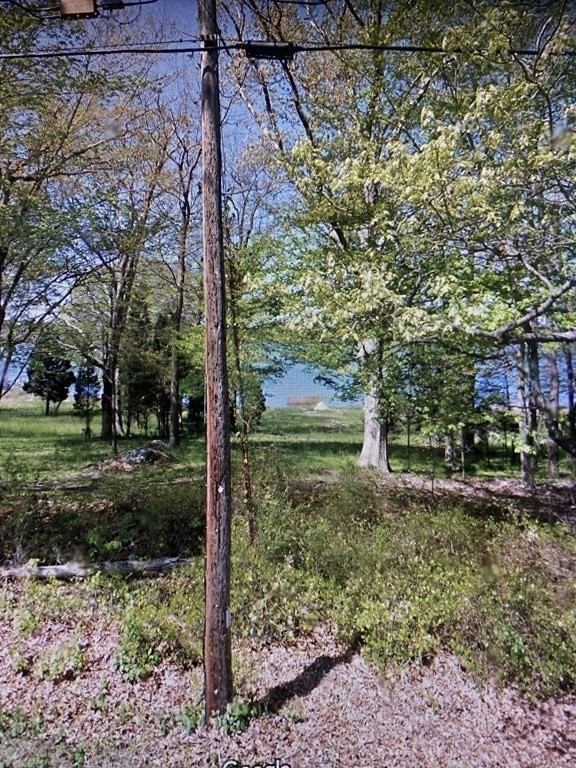70 Riverside Drive Berkley, MA 02779 - Photo 3 of 8 Gallery Image 3