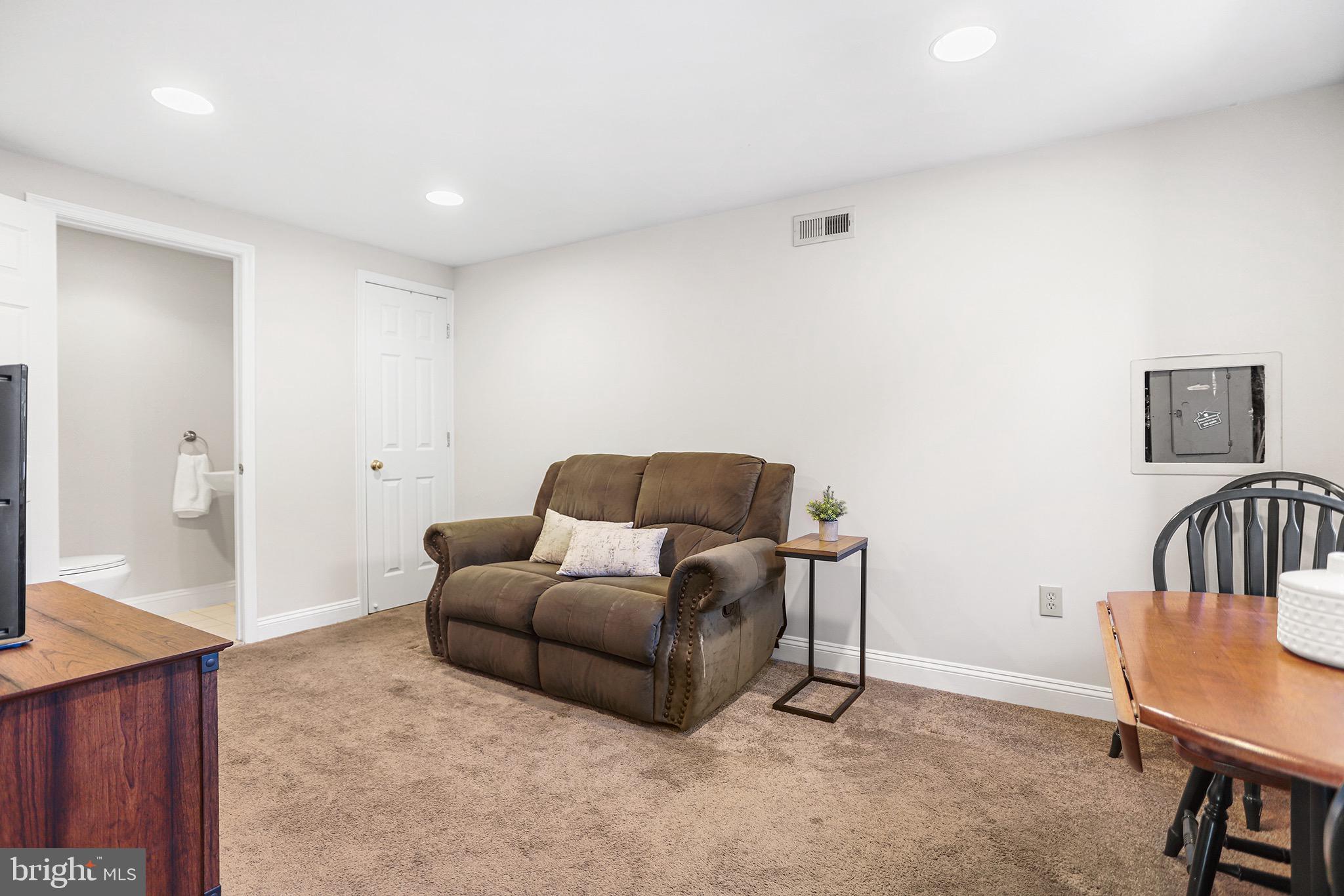 751 Braxton Road Ridley Park, PA 19078 - Photo 10 of 23 Gallery Image 10
