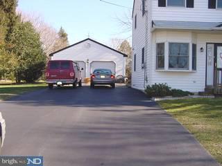 318 George Dye Road Hamilton Square, NJ 08690 - Photo 3 of 6 Gallery Image 3
