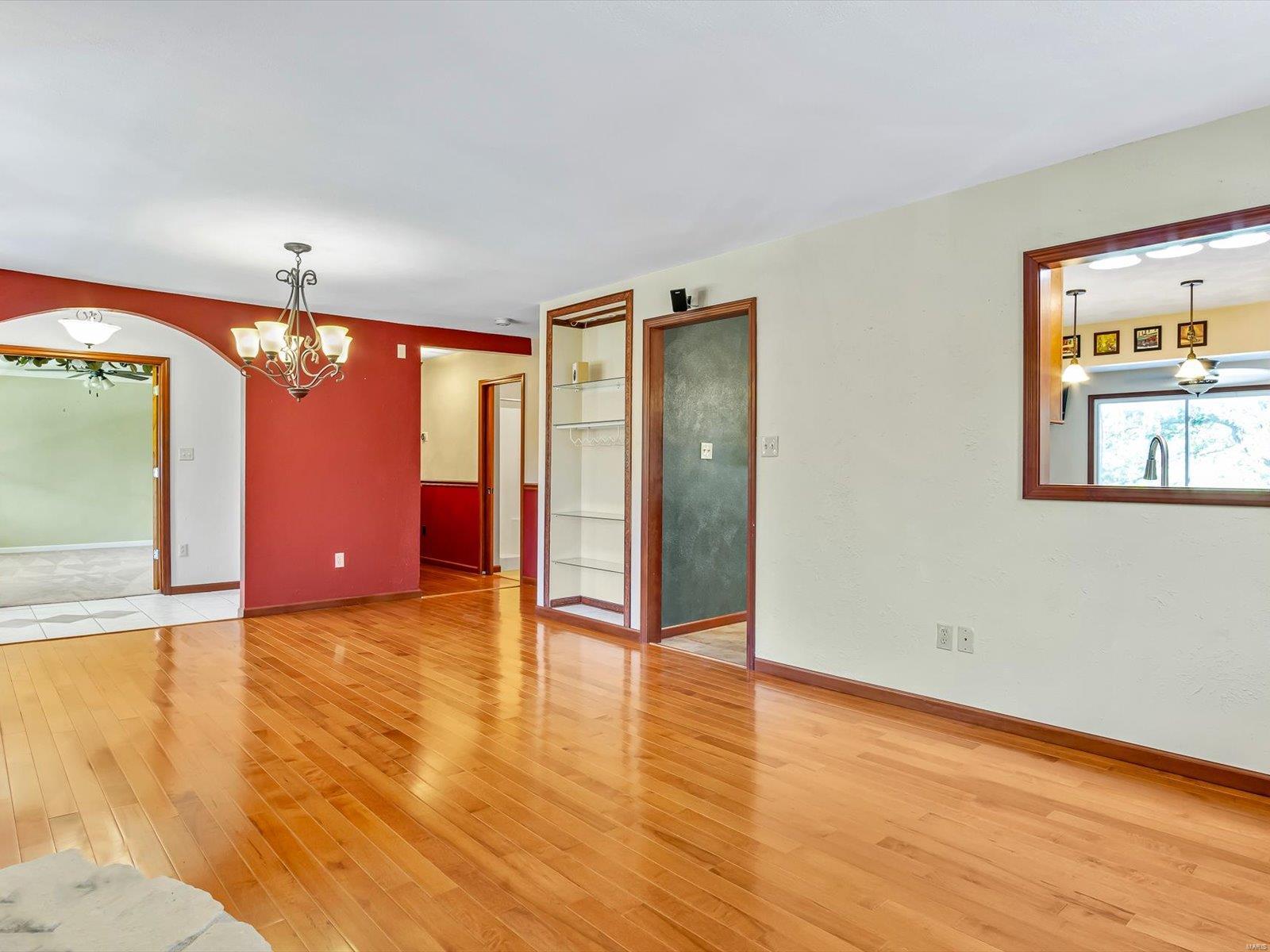 8458 Triple Lakes Road Dupo, IL 62239 - Photo 8 of 31 Gallery Image 8