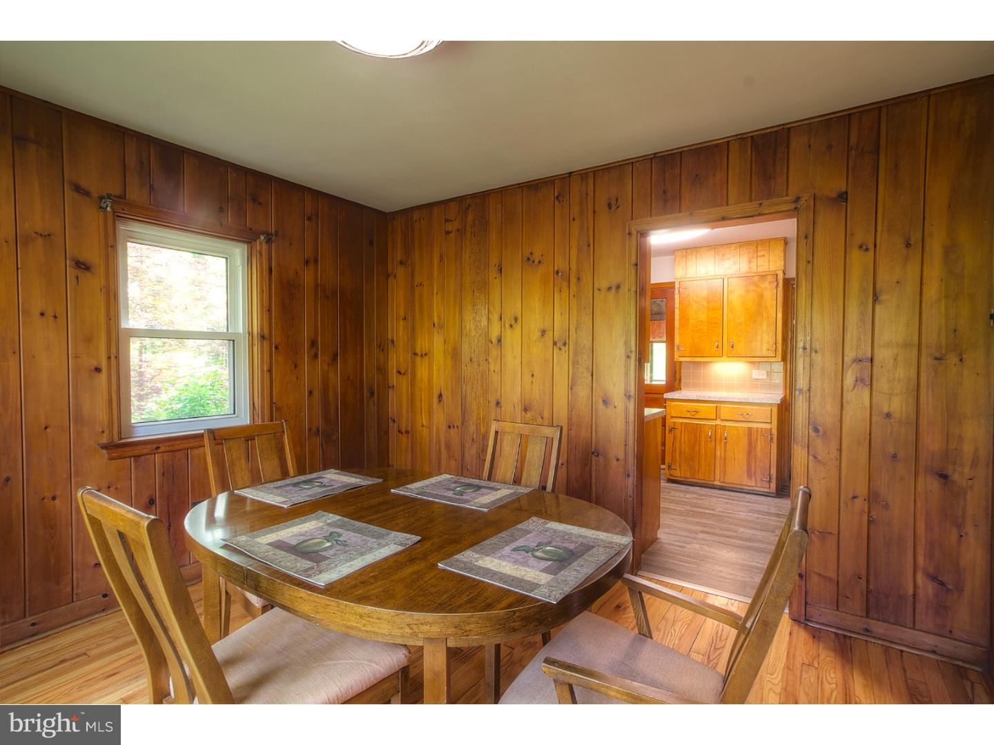 112 Merlin Road Phoenixville, PA 19460 - Photo 6 of 25 Dining Room