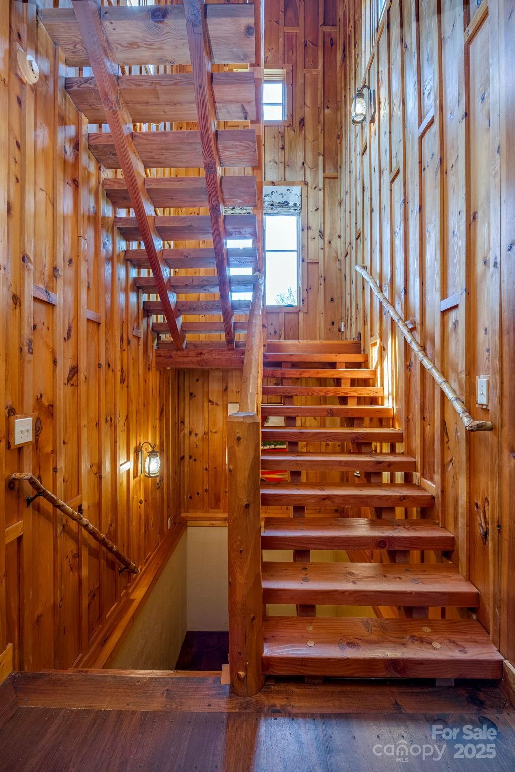 197 Smooth Rock Point Ridgeway, SC 29130 - Photo 21 of 48 a view of entryway