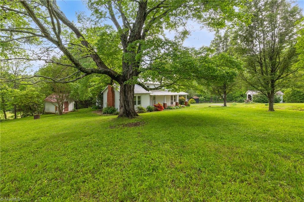 1130 Edwards Farm Road King, NC 27021 - Photo 3 of 38