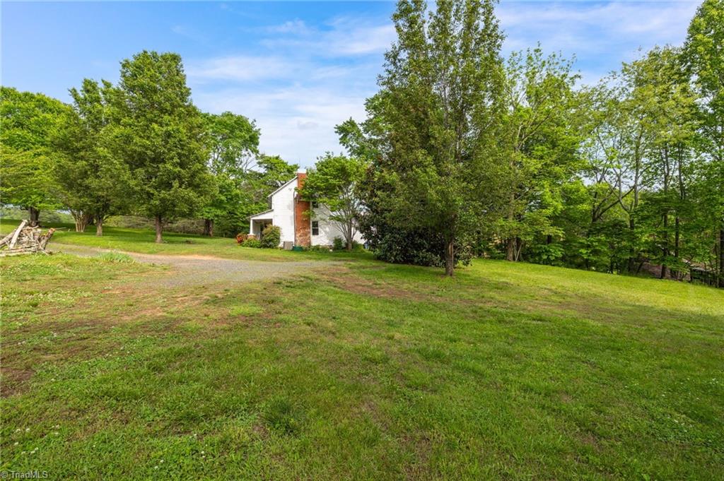1130 Edwards Farm Road King, NC 27021 - Photo 5 of 38