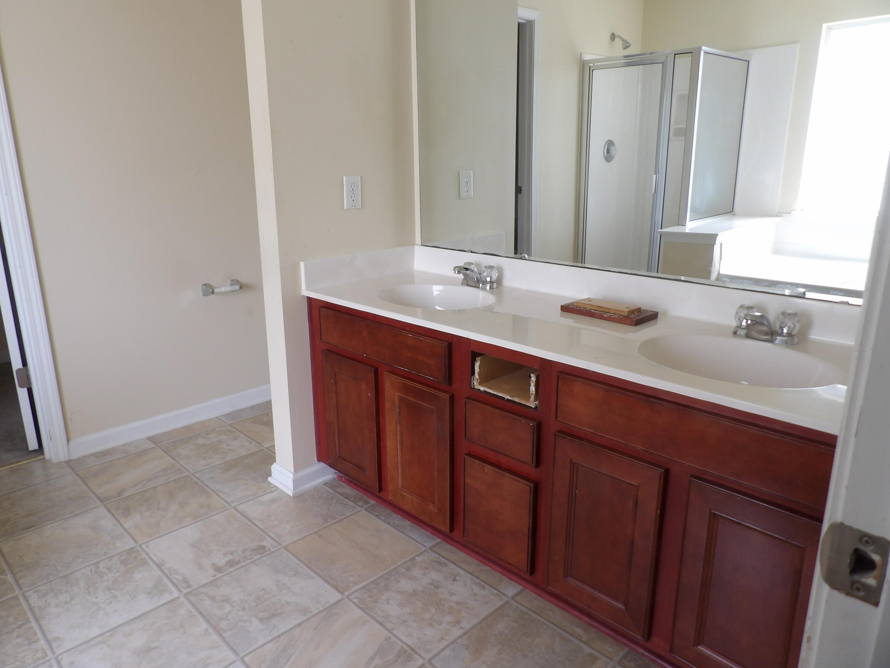 132 Decatur Drive Summerville, SC 29486 - Photo 9 of 16 222