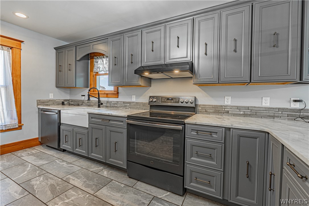 2820 Albright Road Lewiston, NY 14131 - Photo 14 of 47
