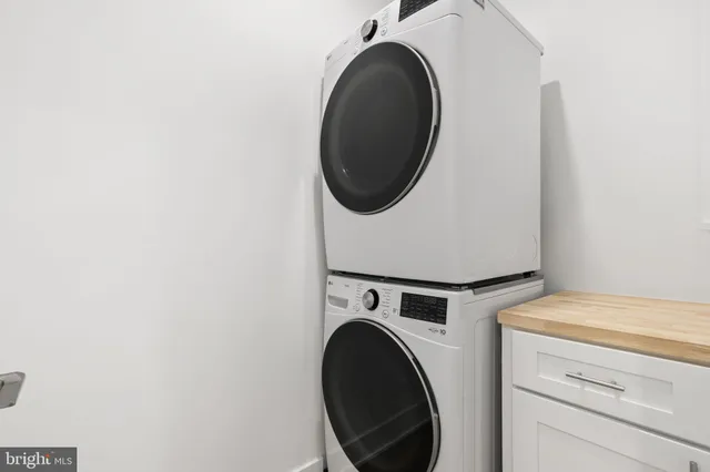 $824,900 | 1002 South 25th Street, Philadelphia, PA 19146