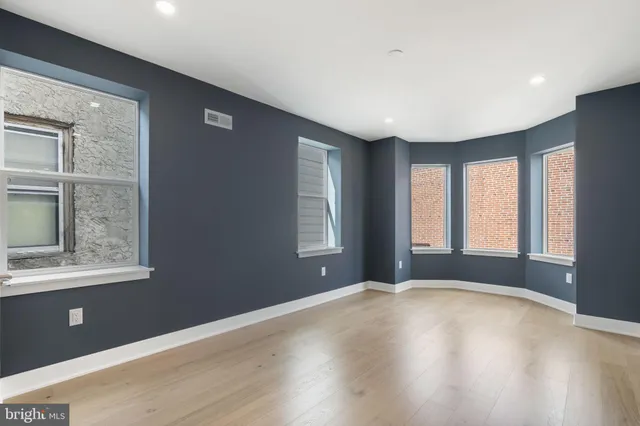 $824,900 | 1002 South 25th Street, Philadelphia, PA 19146