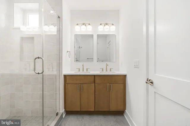 $824,900 | 1002 South 25th Street, Philadelphia, PA 19146