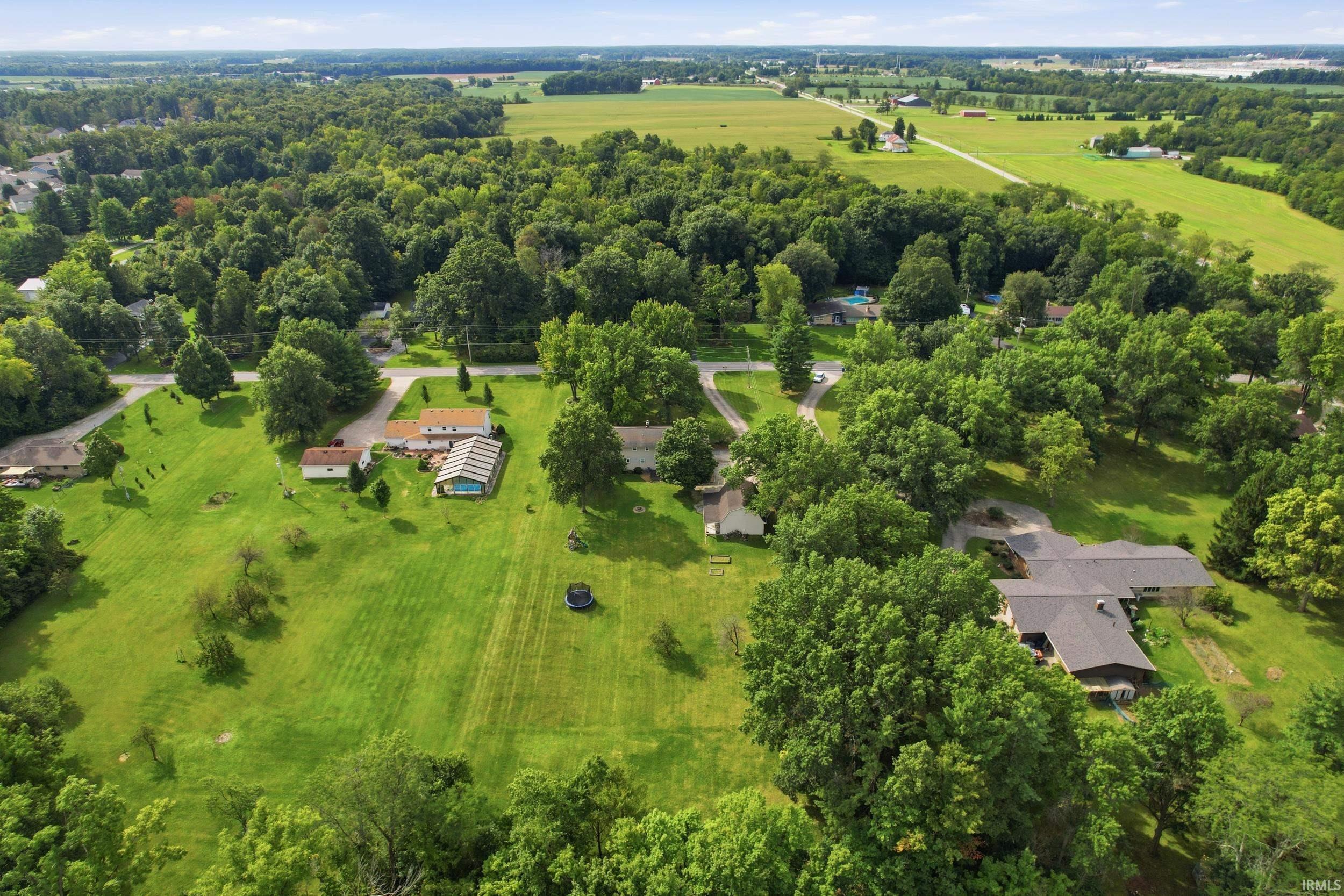 8707 Seiler Road New Haven, IN 46774 - Photo 4 of 48 Gallery Image 4