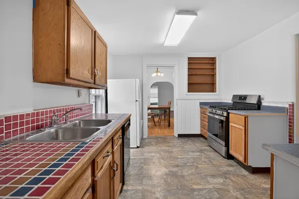 $129,900 | 609 Webb Street, Jackson, MI 49202