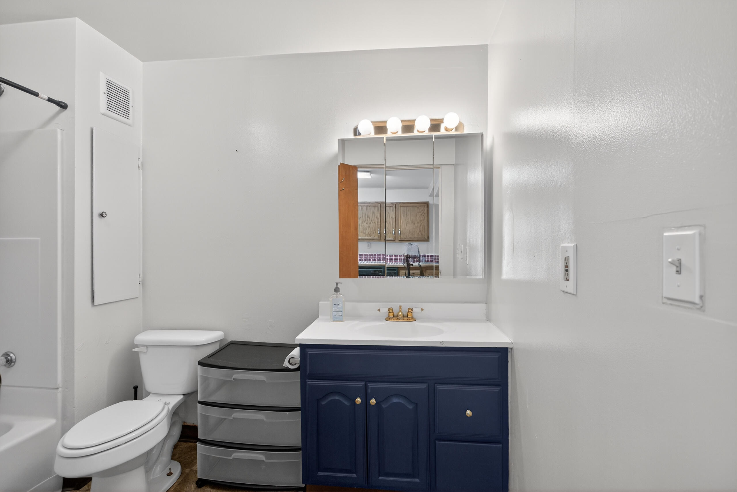 609 Webb Street Jackson, MI 49202 - Photo 19 of 44 026_0N0A1793