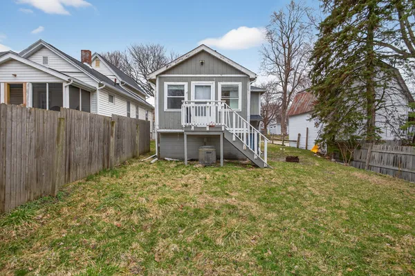 $129,900 | 609 Webb Street, Jackson, MI 49202