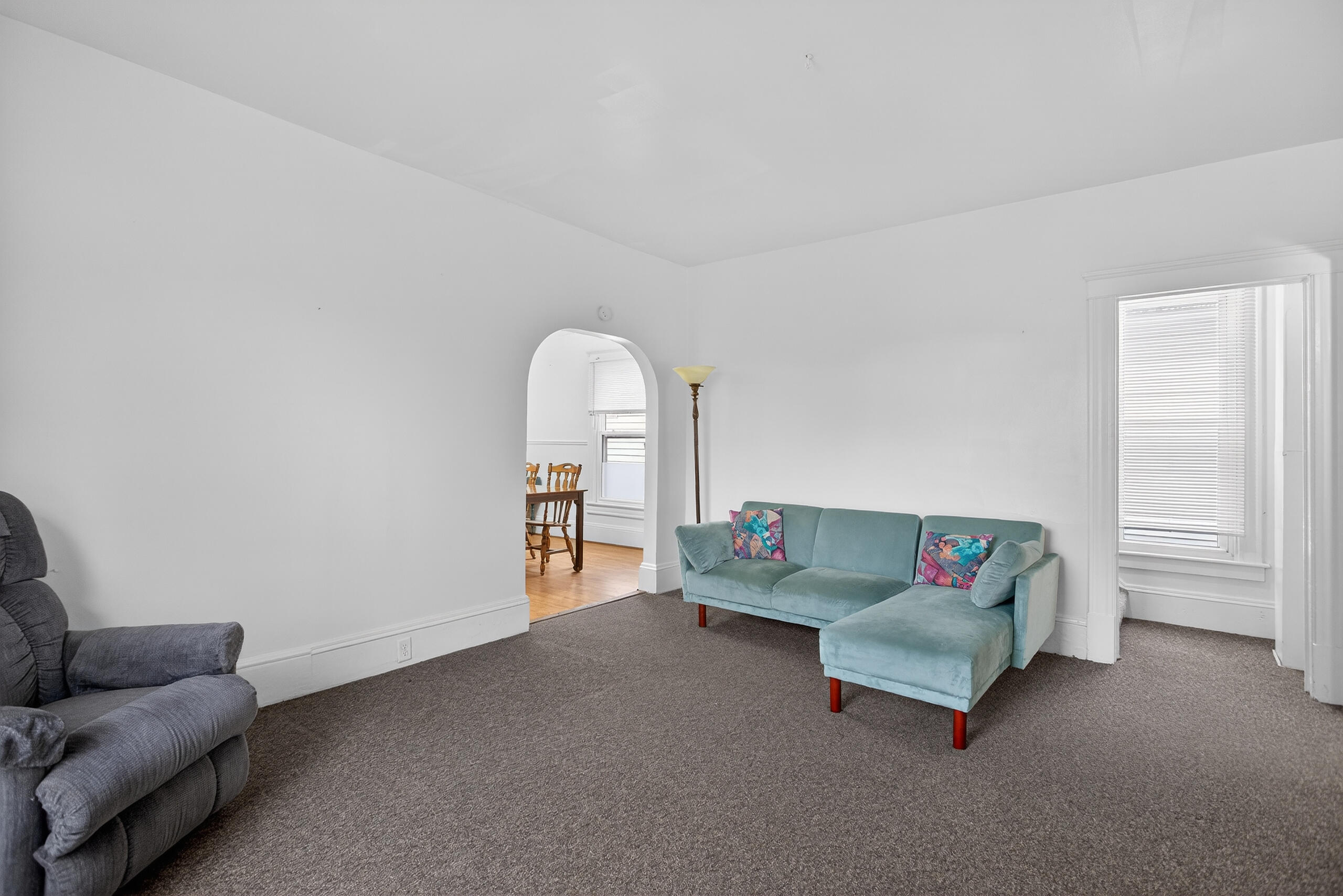 609 Webb Street Jackson, MI 49202 - Photo 4 of 44 010_0N0A1744