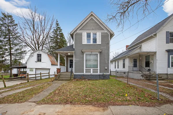 $129,900 | 609 Webb Street, Jackson, MI 49202