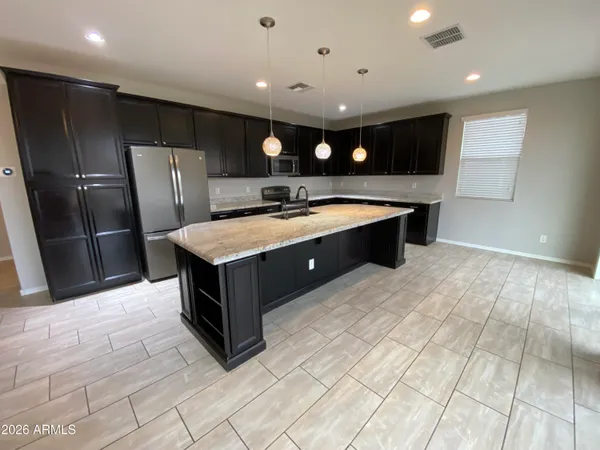$2,300 | 4252 East Toledo Street, Gilbert, AZ 85295