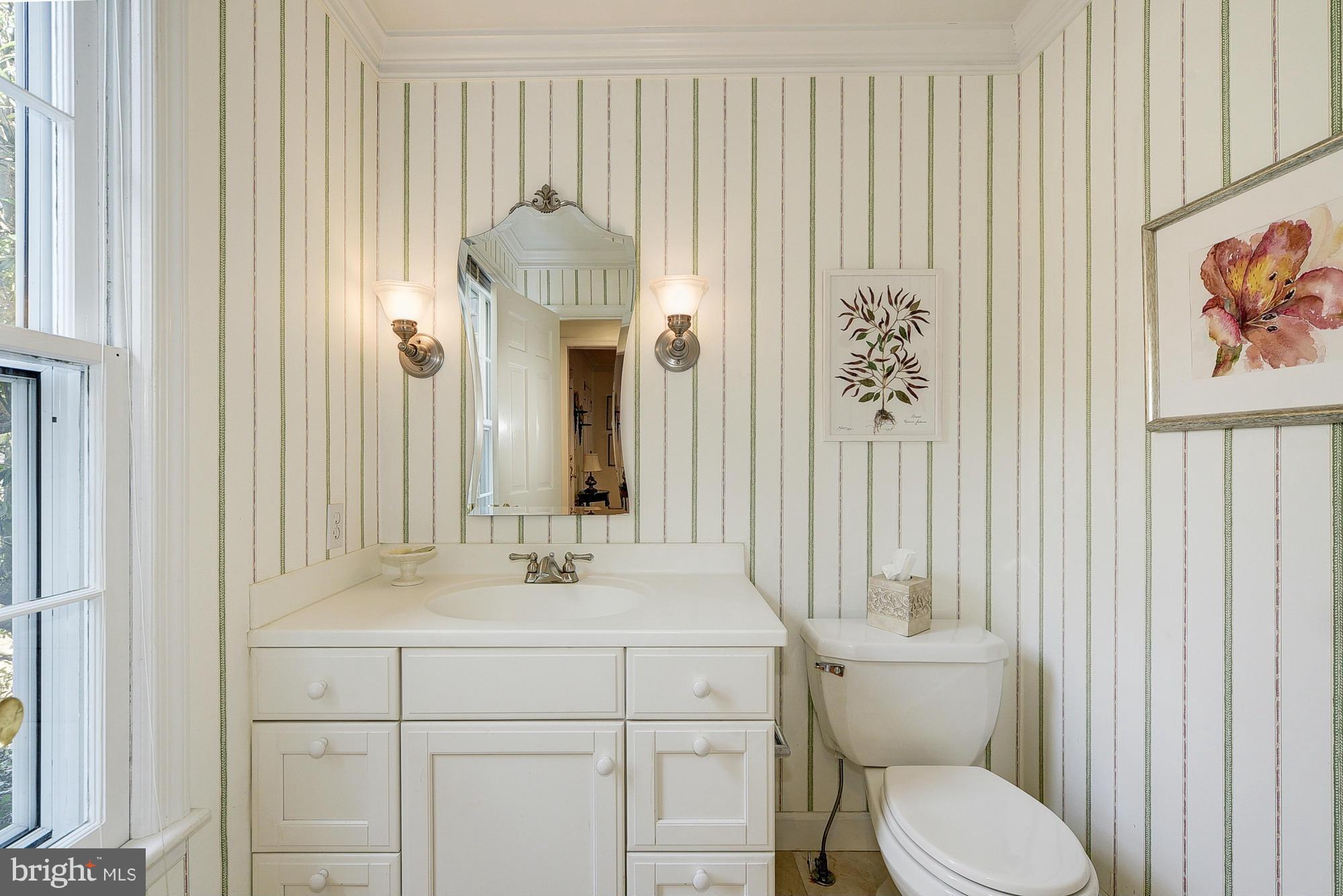 4415 Boxwood Road Bethesda, MD 20816 - Photo 11 of 30 Powder room