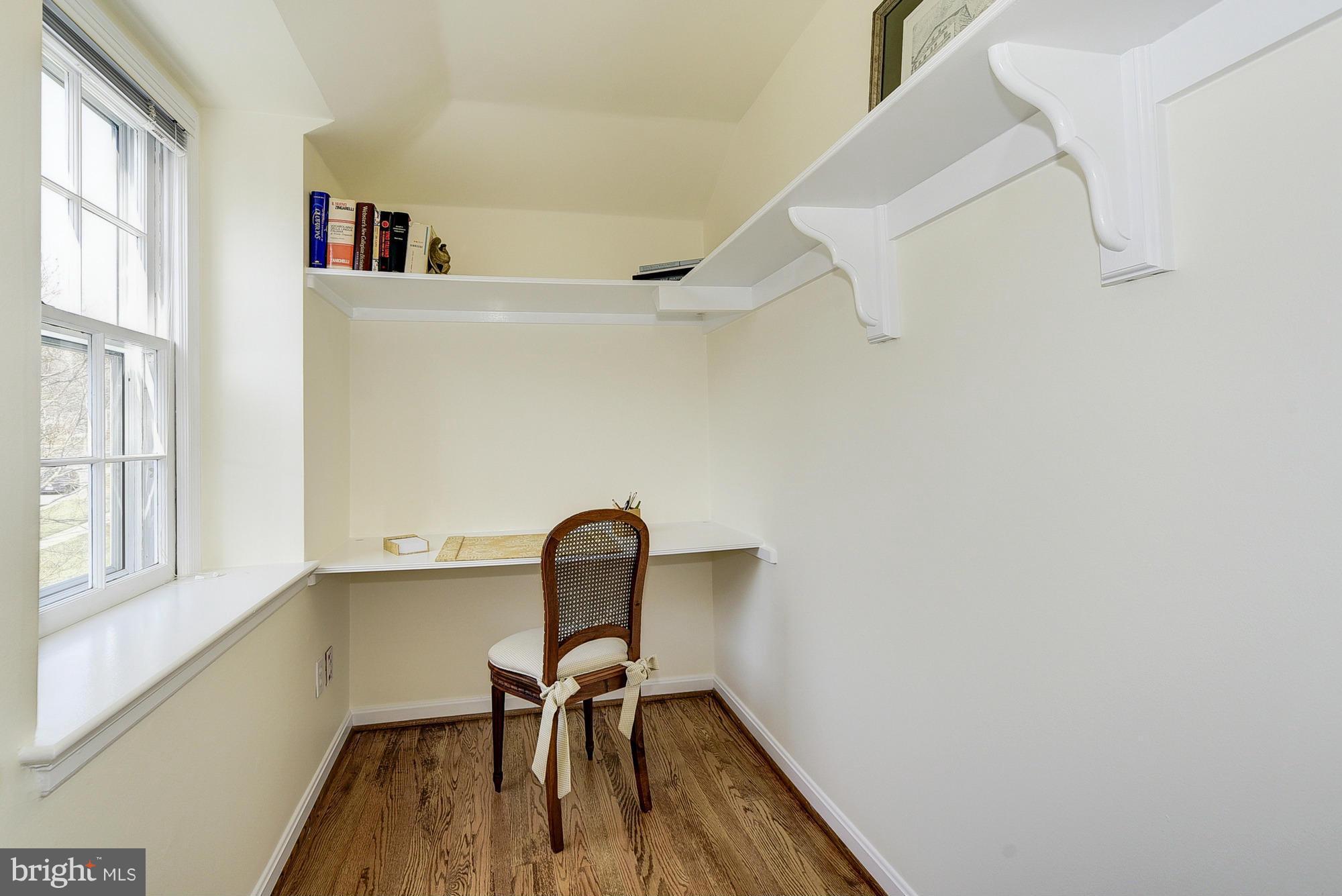 4415 Boxwood Road Bethesda, MD 20816 - Photo 21 of 30 Interior (General)