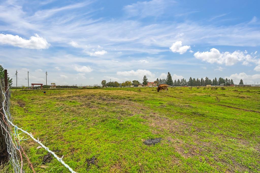 7011 Kemper Road Oakdale, CA 95361 - Photo 43 of 50