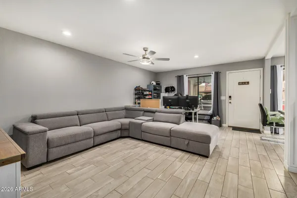 $329,000 | 5209 North 18th Drive, Phoenix, AZ 85015