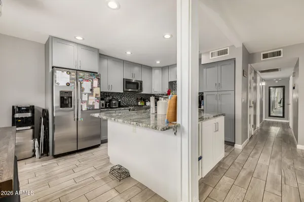 $329,000 | 5209 North 18th Drive, Phoenix, AZ 85015