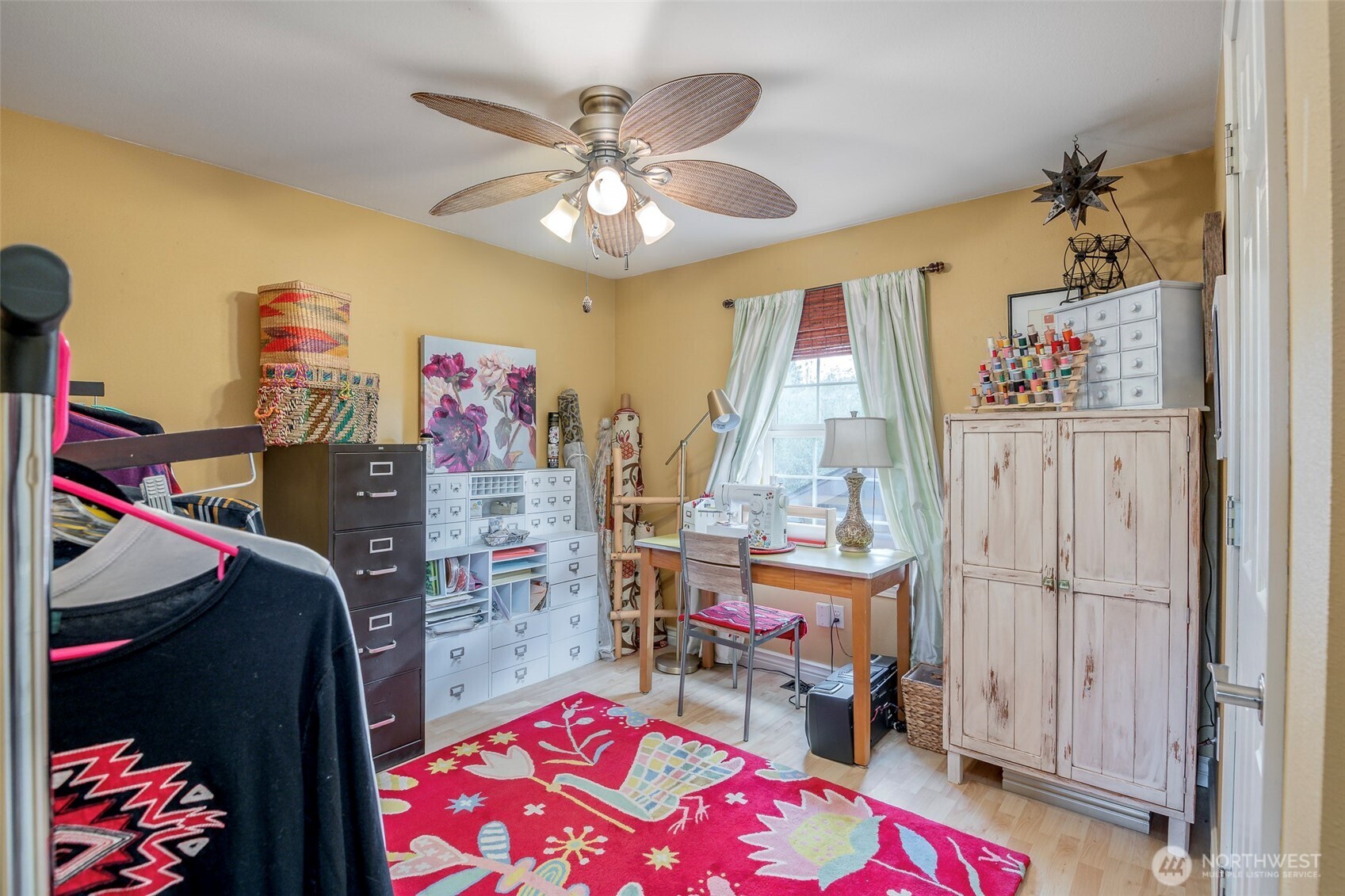 1310 Sequalish Street Steilacoom, WA 98388 - Photo 22 of 30 a living room with furniture and a window