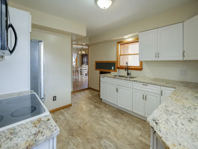 $239,900 | 8876 East D Avenue, Richland, MI 49083