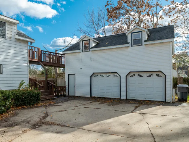 $239,900 | 8876 East D Avenue, Richland, MI 49083