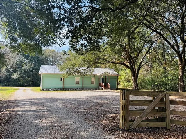 $1,600 | 75221 Highway 437, Covington, LA 70435