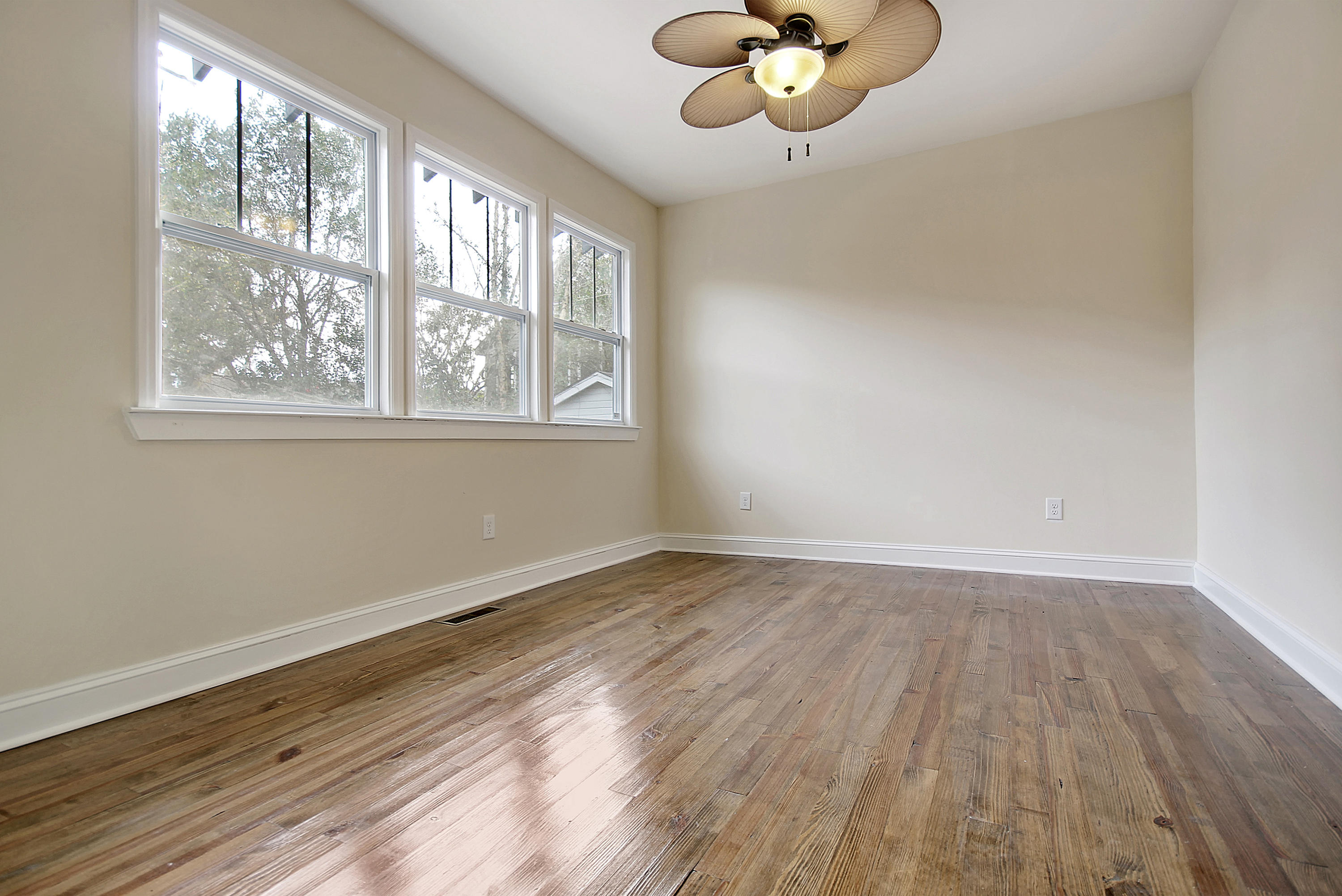 851 Rutledge Avenue Charleston, SC 29403 - Photo 23 of 36 851 Rutledge Ave