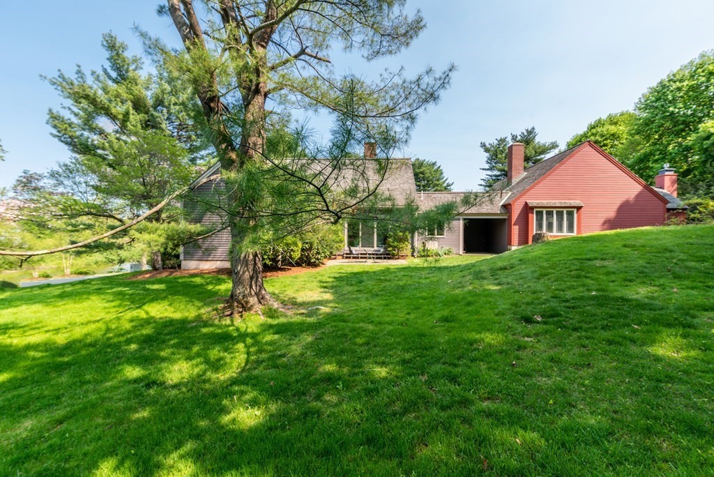 1 Potter Pond, Unit 1 Lexington, MA 02421 - Photo 28 of 30