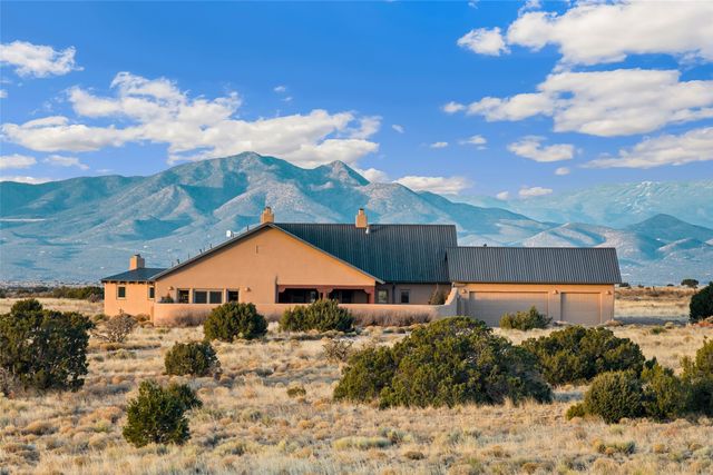 53 Cielo Tranquilo Court, Santa Fe, NM 87508
