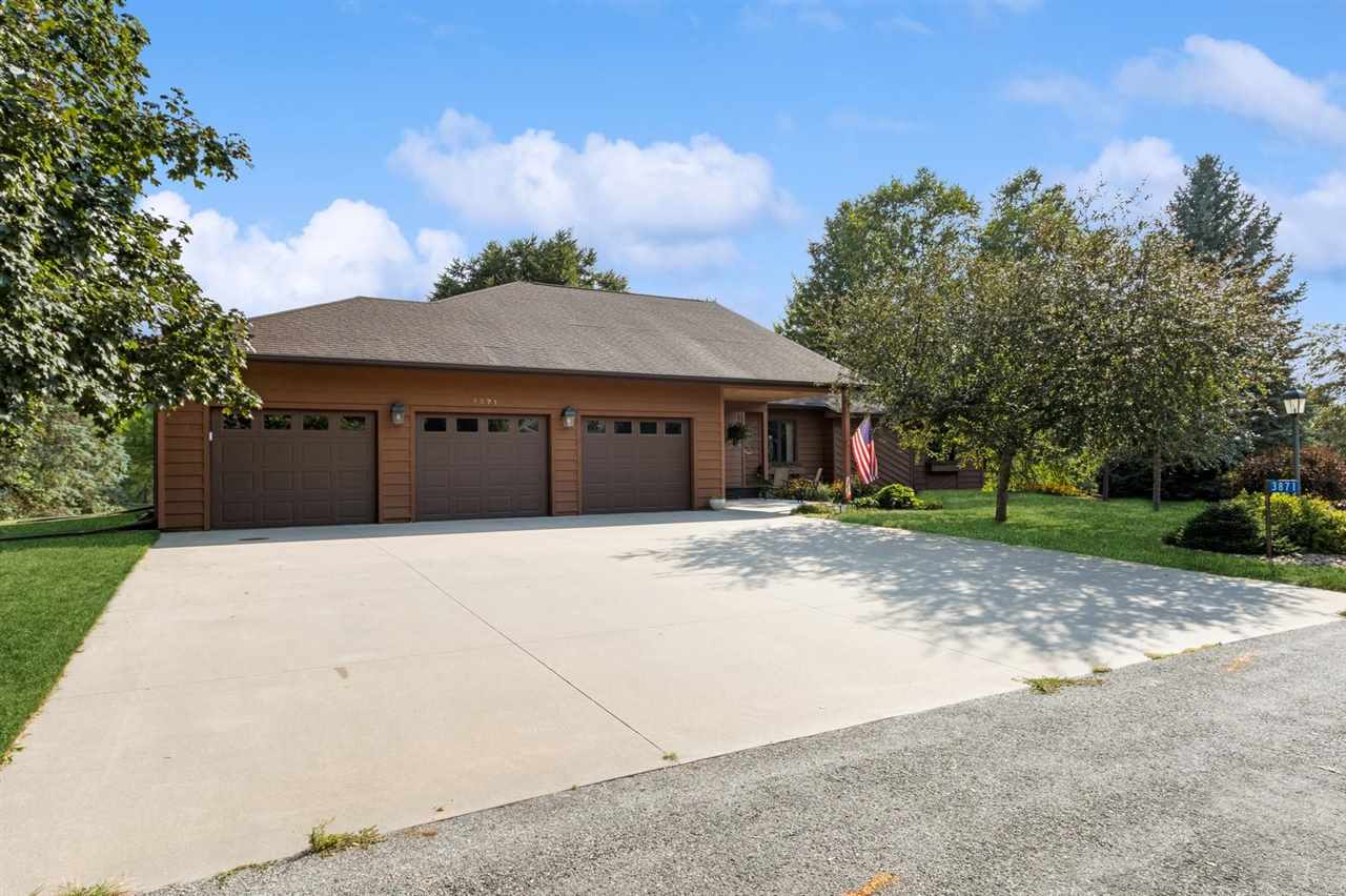 3871 Pro Road Northeast Solon, IA 52333 - Photo 1 of 35 Gallery Image 1
