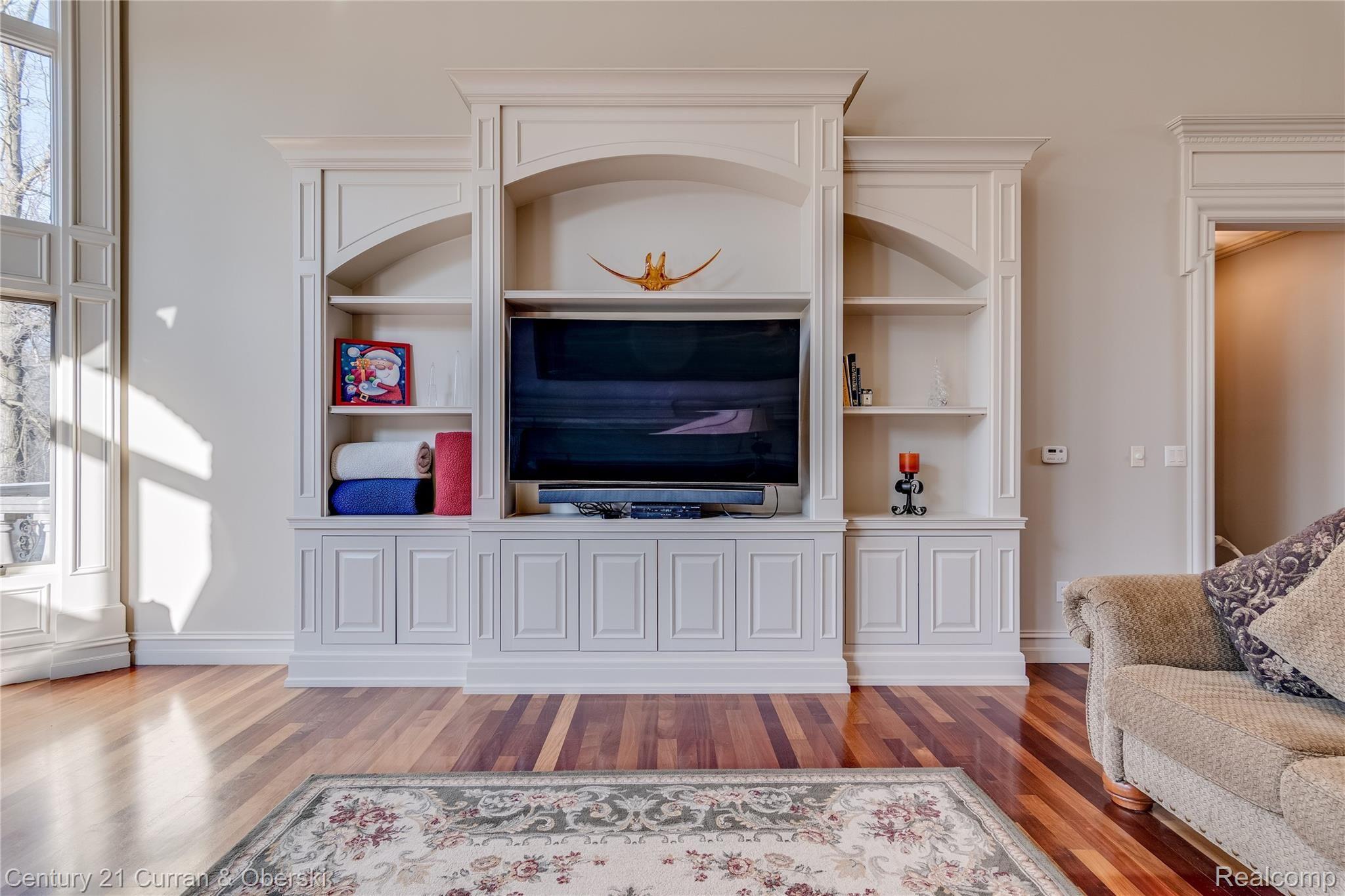 1335 North Livernois Road Rochester, MI 48306 - Photo 8 of 56 1335 N Livernois-1-31.jpg