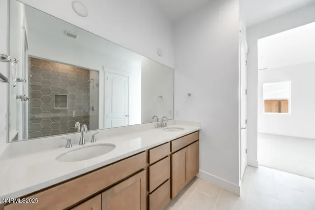 $519,000 | 2123 Eaglehead Drive, Unit GLENRIDGE 102, Sparks, NV 89436