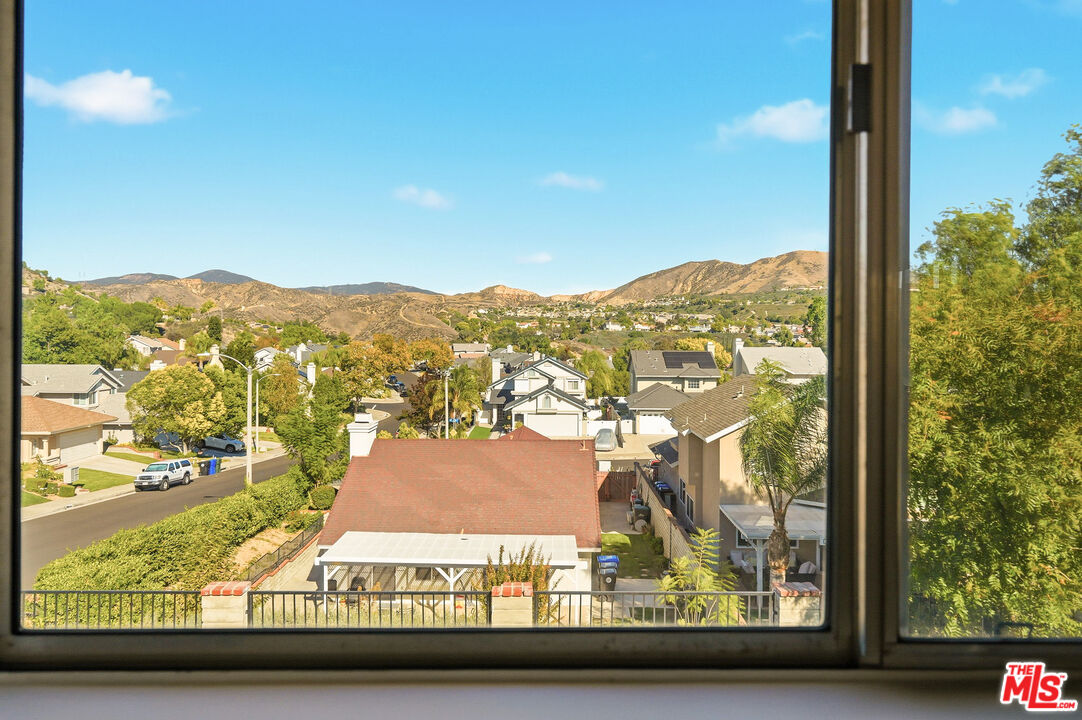 22825 Aspen Court Saugus, CA 91390 - Photo 33 of 48