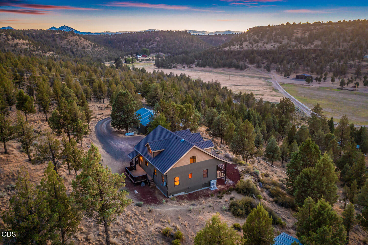 70090 McKenzie Canyon Road Sisters, OR 97759 - Photo 58 of 58